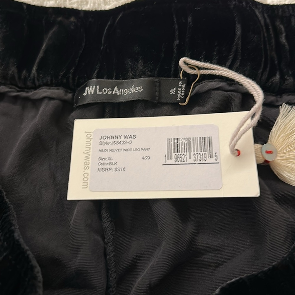 JOHNNY WAS JWLA Heidi Velvet Silk-Blend Wide Leg Pant - Picture 3 of 6